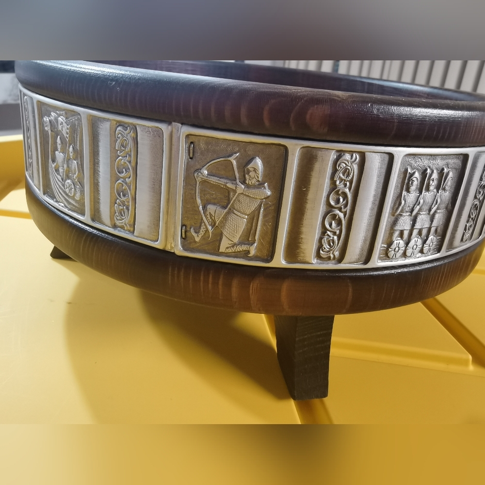 Vintage Hardanger Tredesign Norwegian Wood Bowl w/feet Pewter Viking Folk Art - Picture 2 of 9